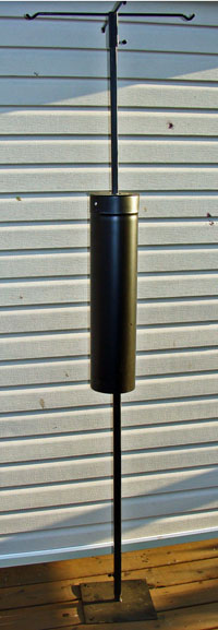 metal bird feeder pole